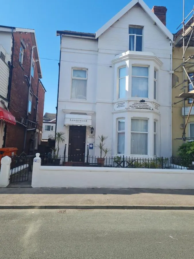 Lawnswood Apartments Blackpool
