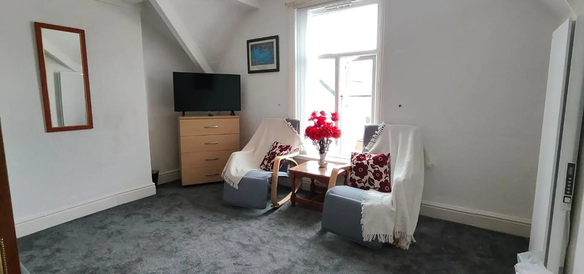 Lawnswood Apartments Blackpool