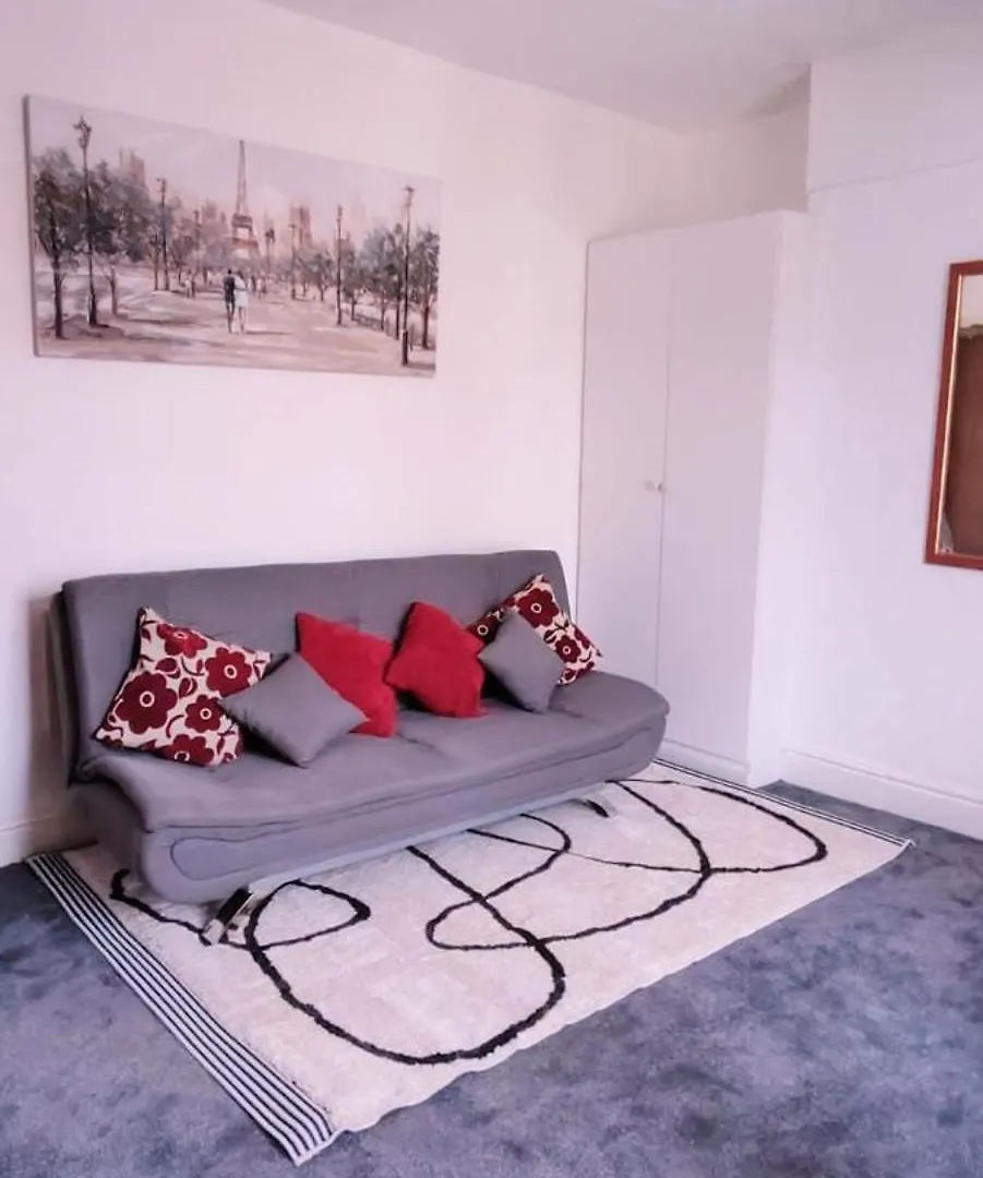 Lawnswood Apartments Blackpool