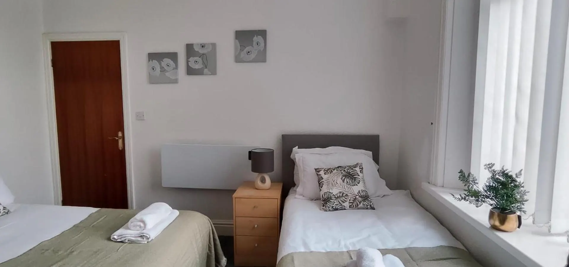 Lawnswood Apartments Blackpool