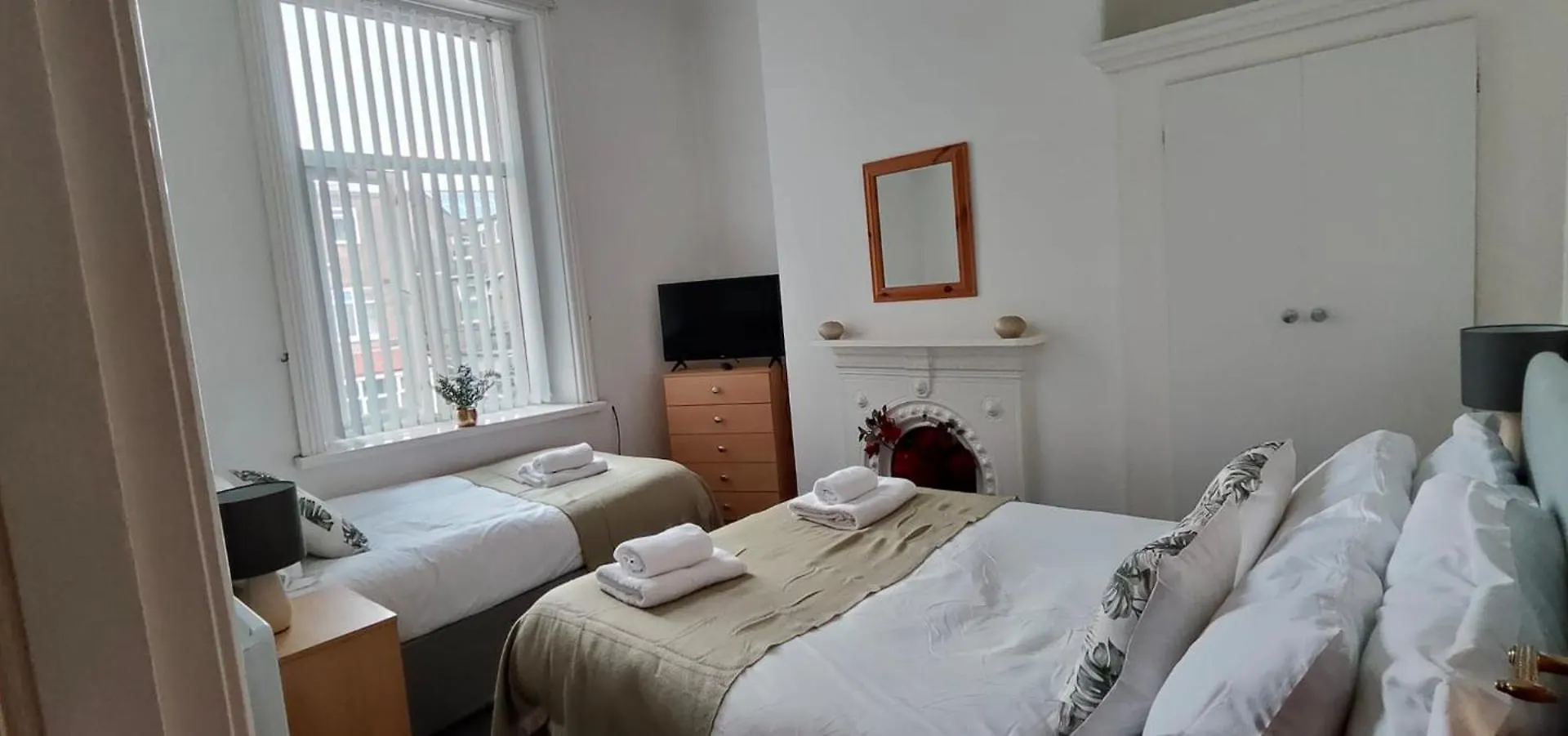 Lawnswood Apartments Blackpool