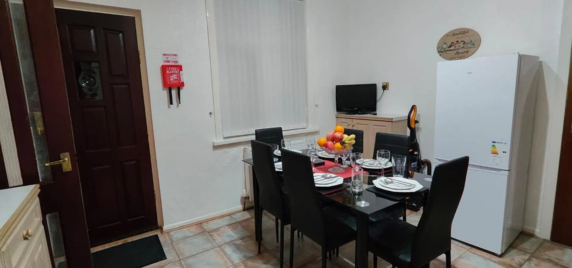 Lawnswood Apartments 黑潭